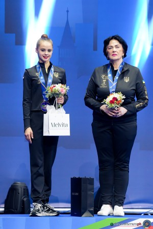 podium all around sfe01023 copia simone ferraro ph